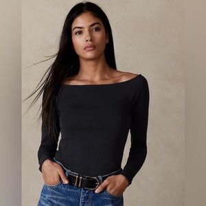 Banana Republic Refined Boat-Neck Long Sleeve T-shirt